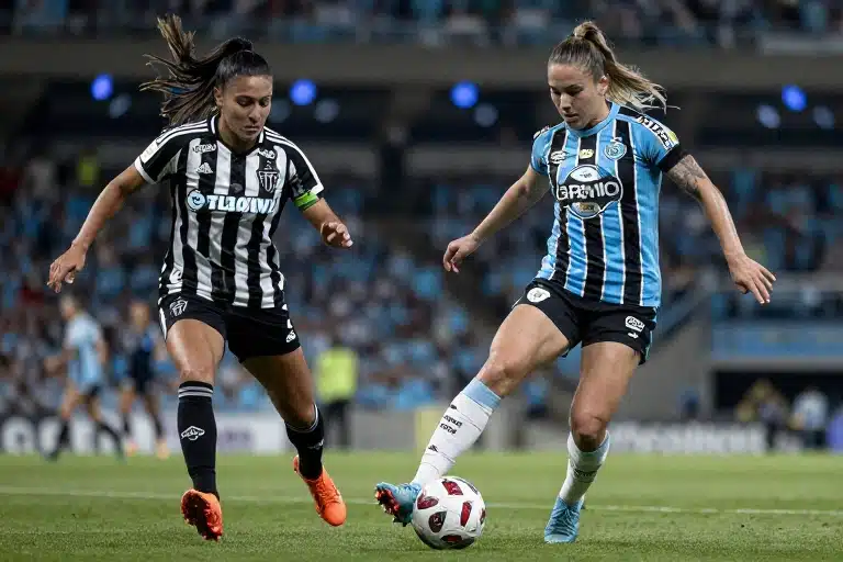 Atlético-MG e Grêmio Protagonizam Duelo Intenso no Brasileiro Feminino