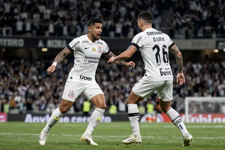 Corinthians Luta Contra Dívida Gigantesca Após Pagamento Milionário