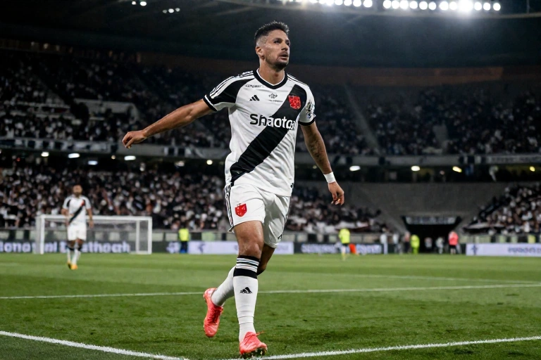 Indefinição Financeira do Vasco Ameaça Reforços e Cria Dilema na Janela de Transferências
